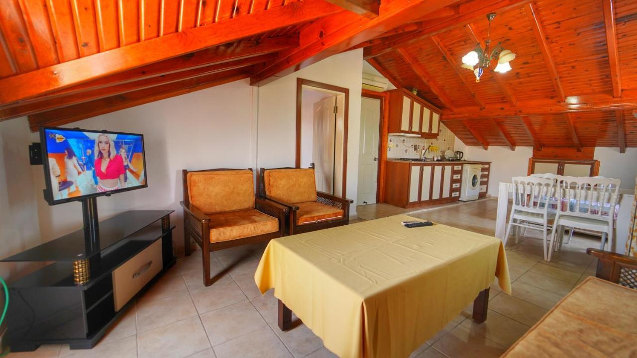 Yücel Hotel Fethiye Esterno foto