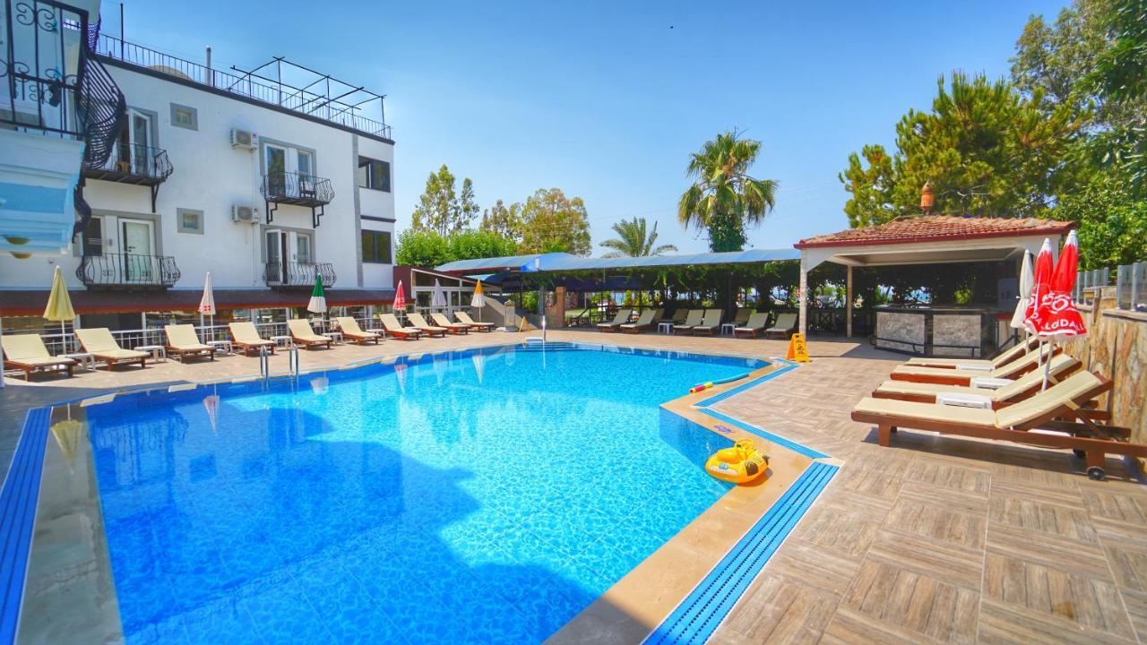 Yücel Hotel Fethiye Esterno foto